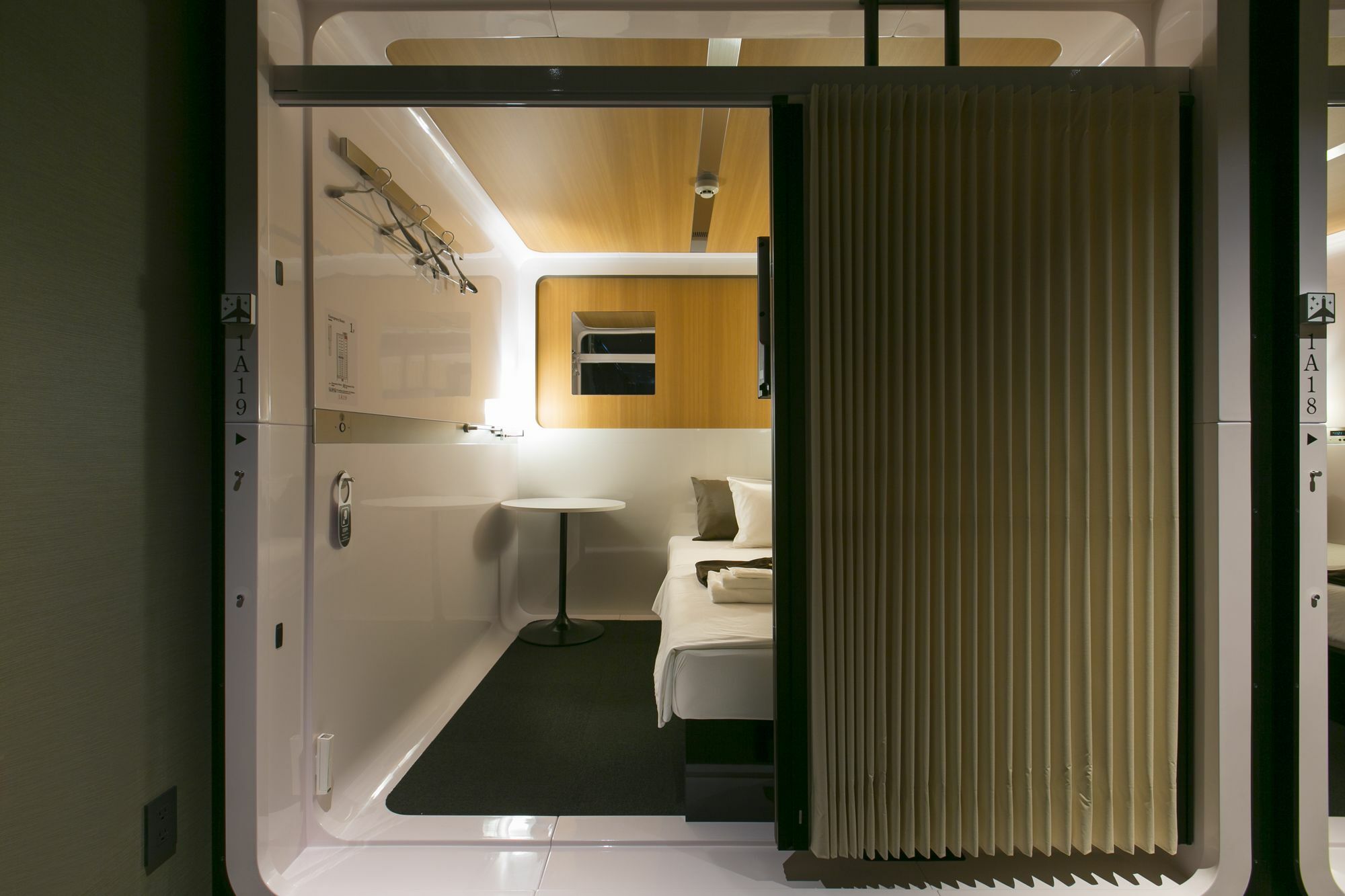 First Cabin Nishiazabu Tokyo Eksteriør billede